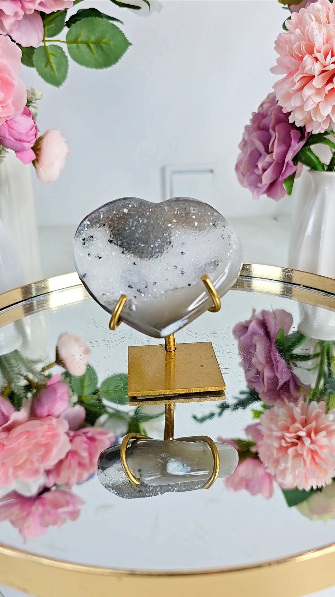 Druzy Agate Heart on stand 262