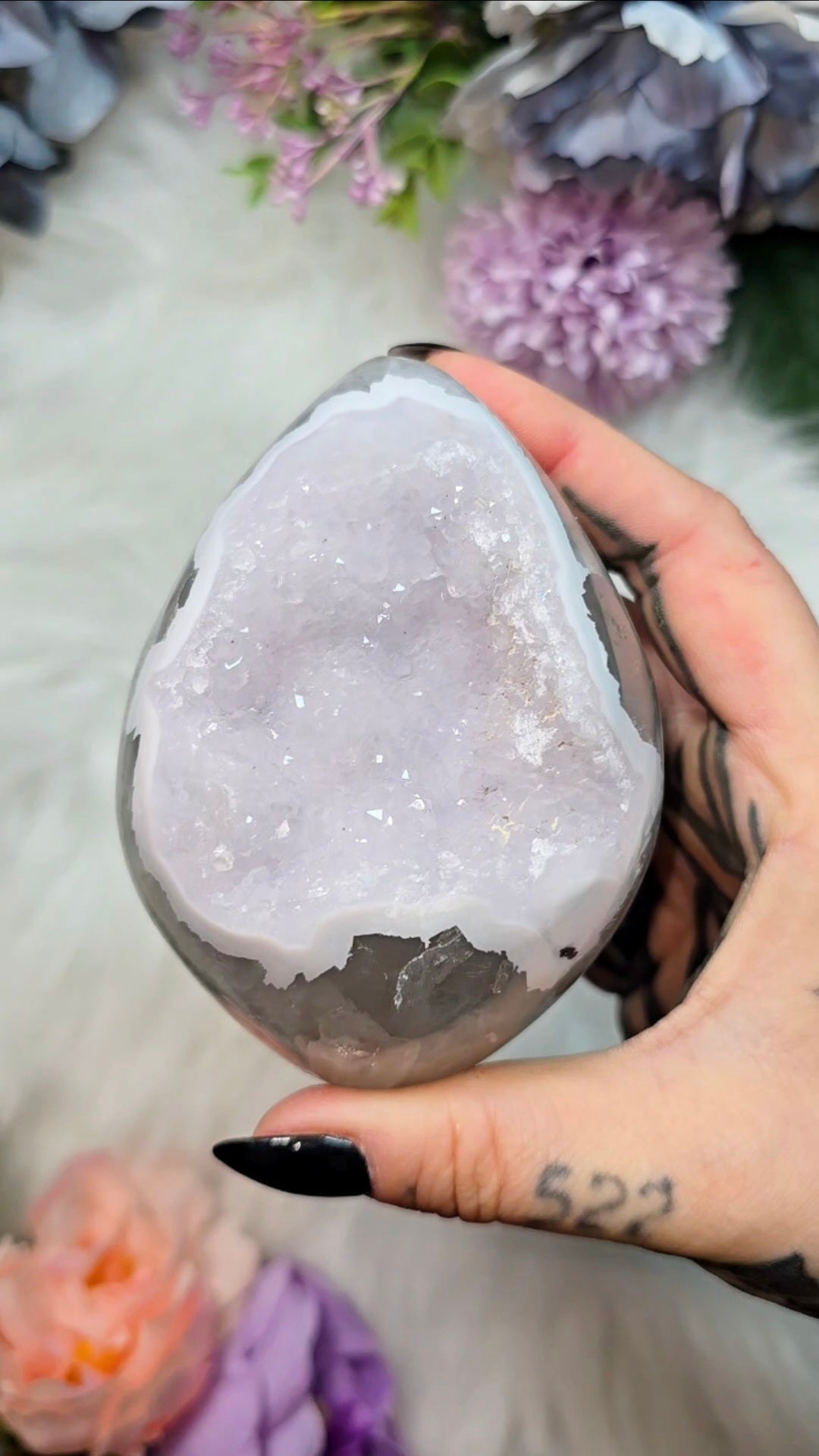 Druzy Agate / Quartz Flame / Egg 12
