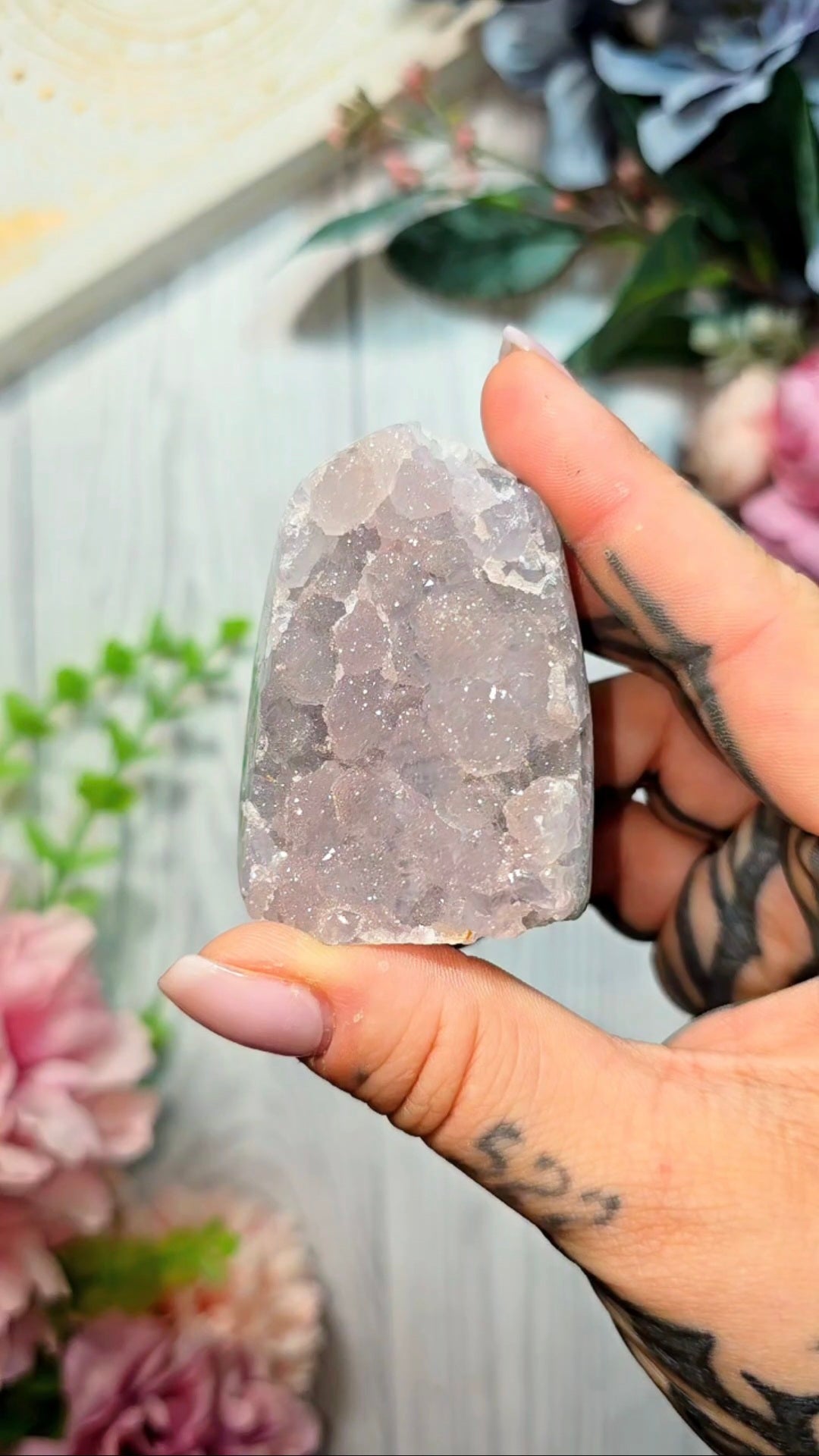 Sugary Rainbow Amethyst Cut Base 50