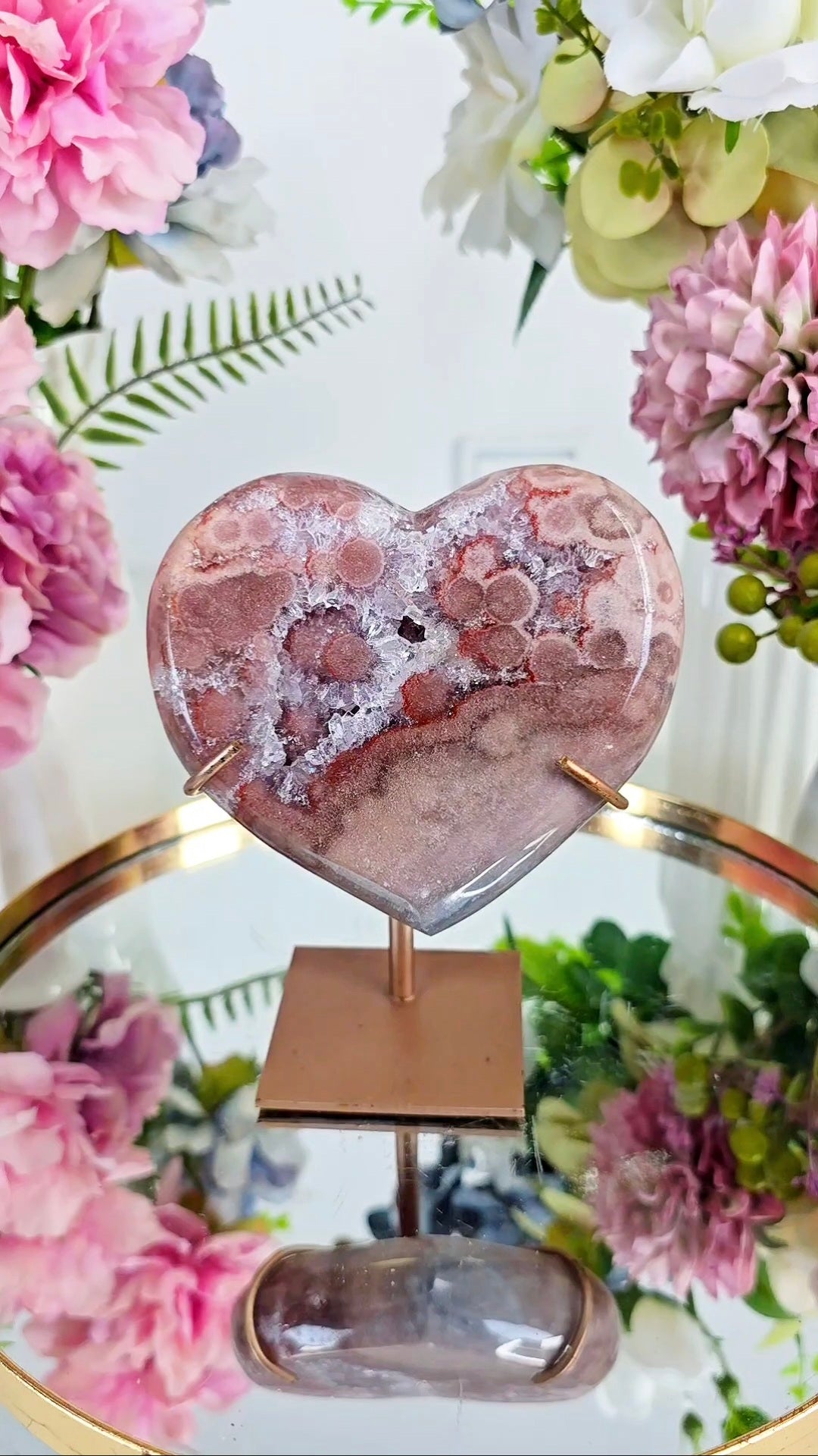 Pink Amethyst Heart on stand H20