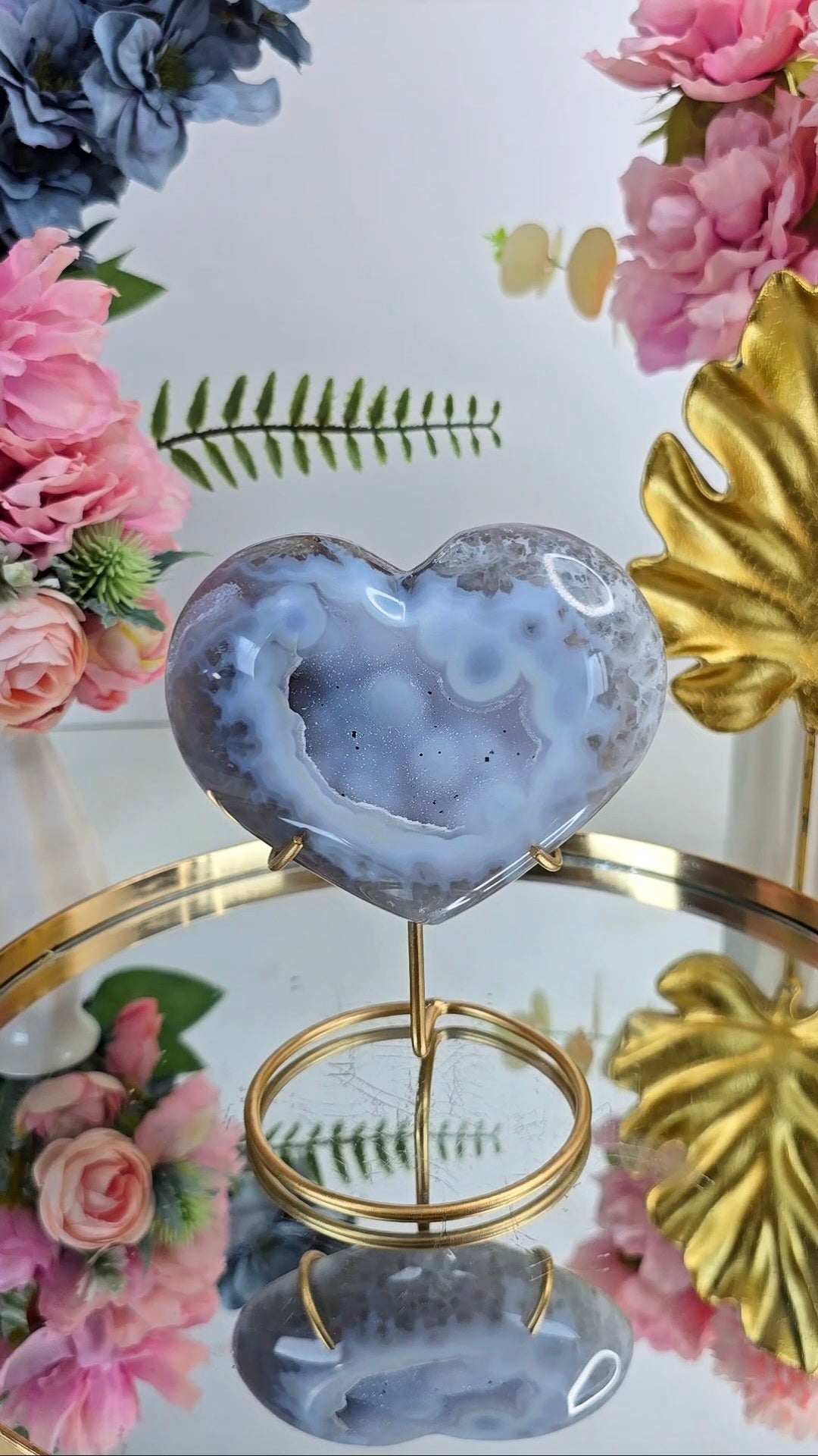 Druzy Agate Heart on stand H42