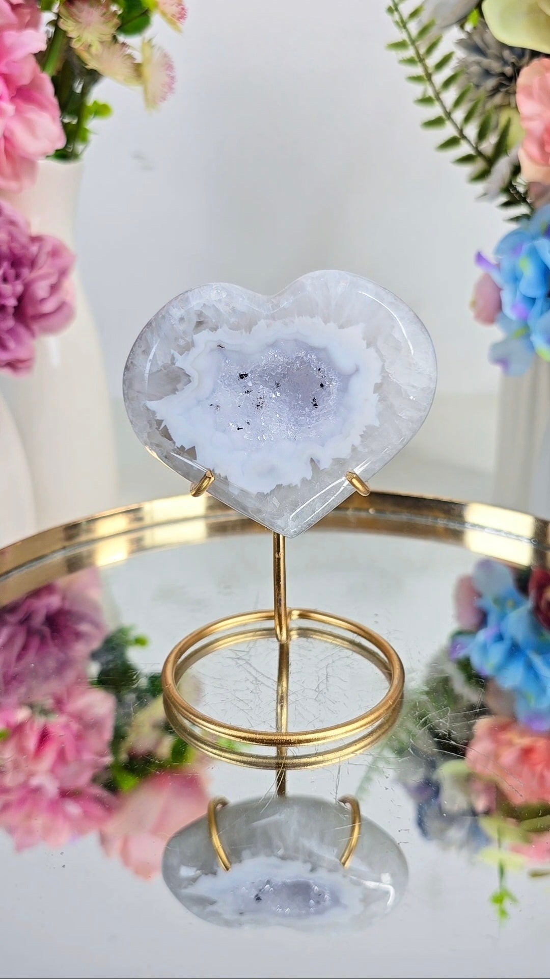 Druzy Agate Heart on stand H46