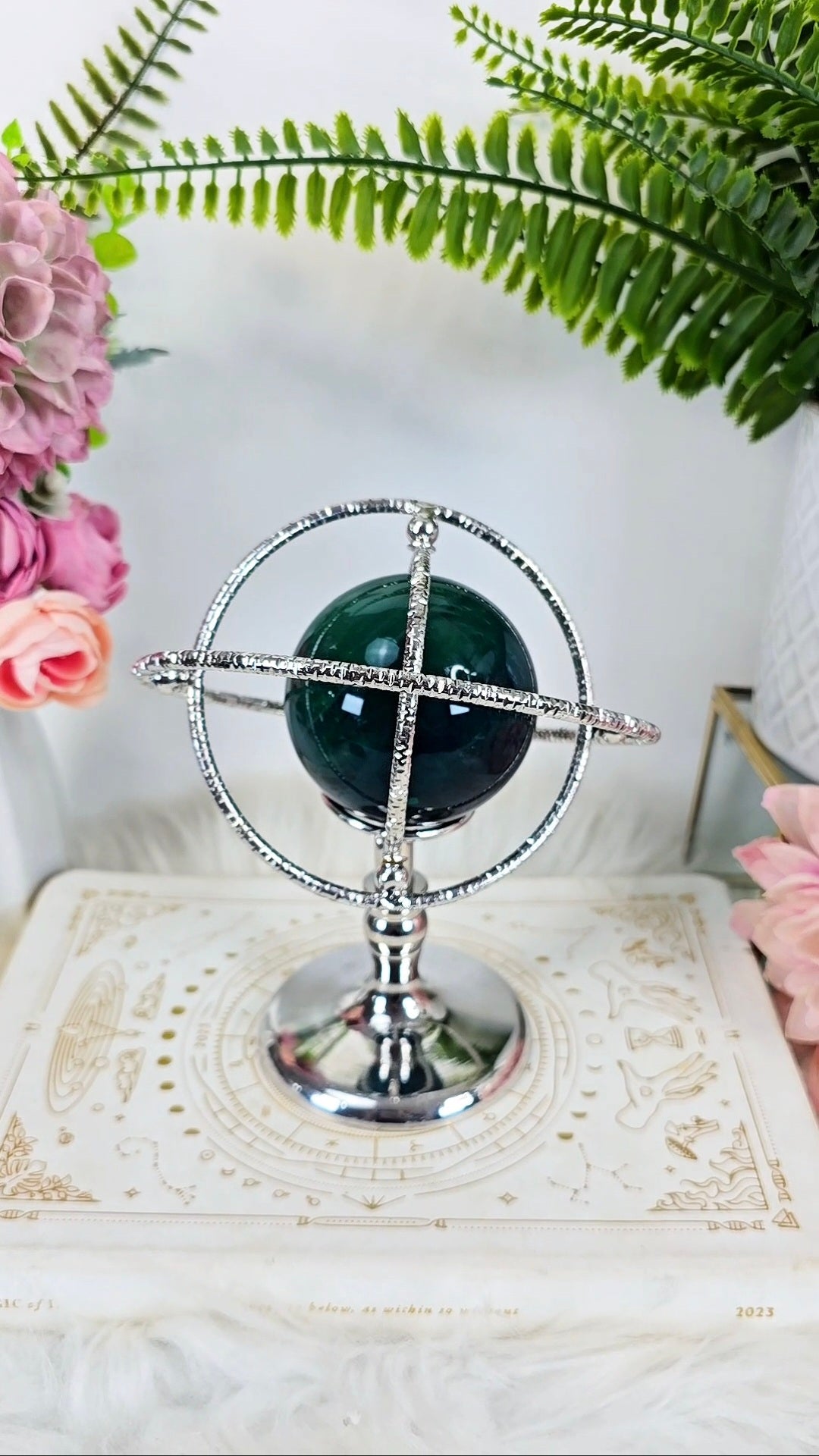 PREORDER!! Silver Planet Sphere Stand