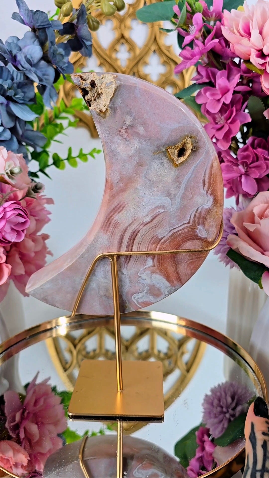 Pink Amethyst Moon on stand CM404