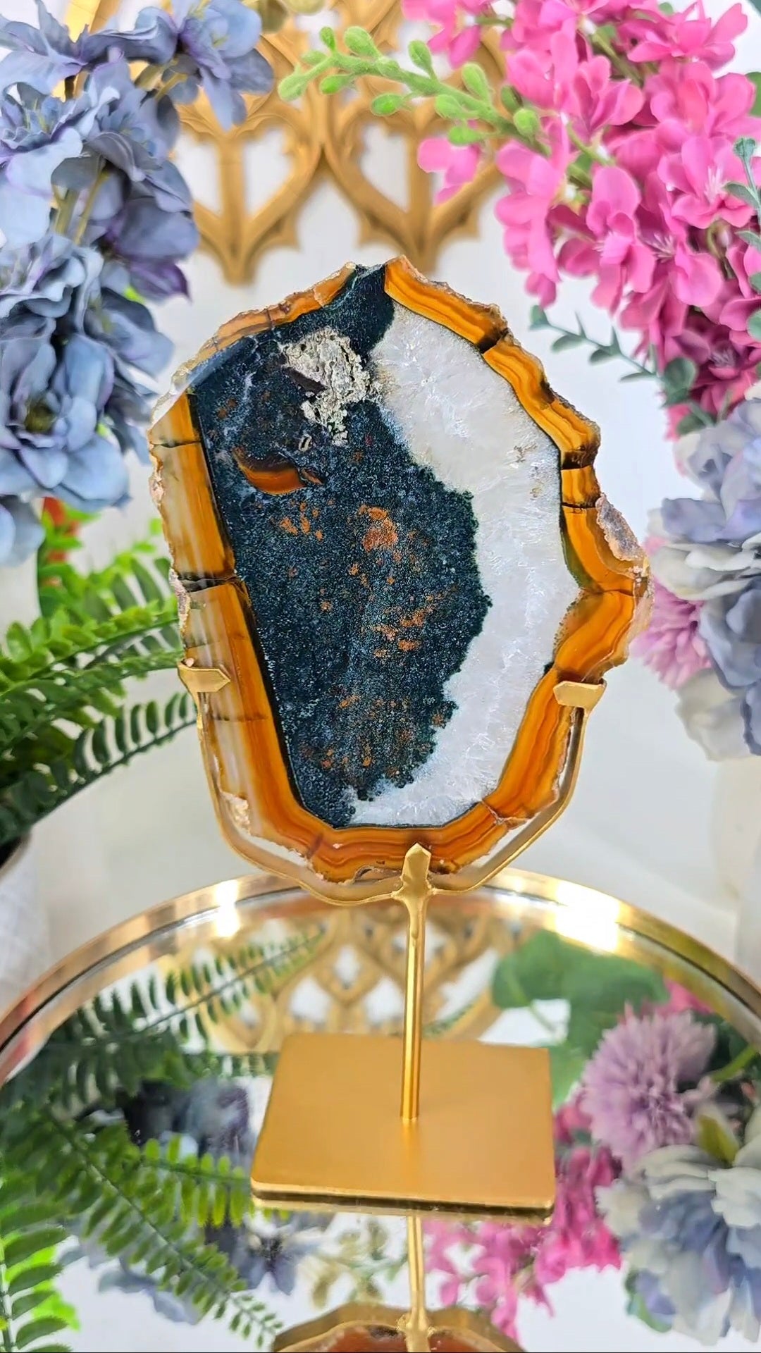 Agate / Jasper Slice on stand 02