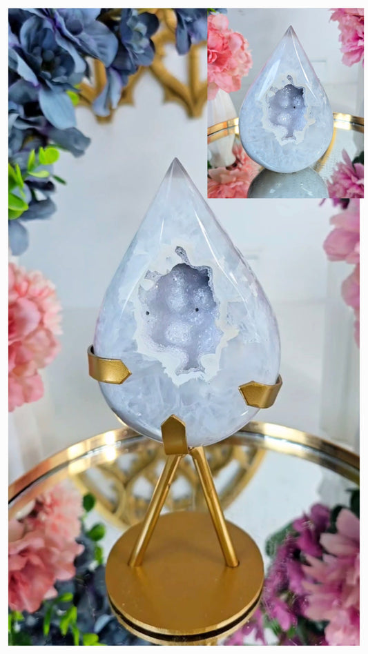 Druzy Quartz / Agate Drop on Stand or Freestanding 02