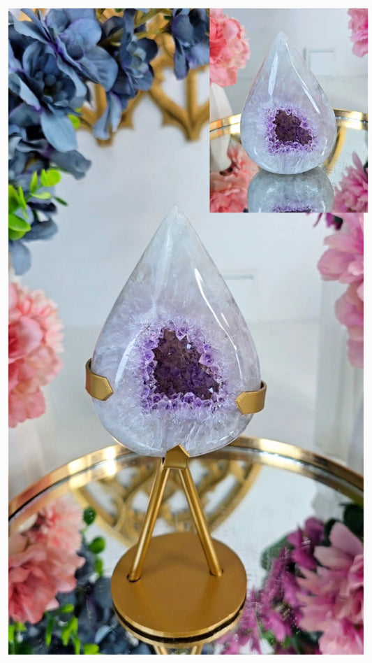 Druzy Quartz / Amethyst Drop on Stand or Freestanding 01