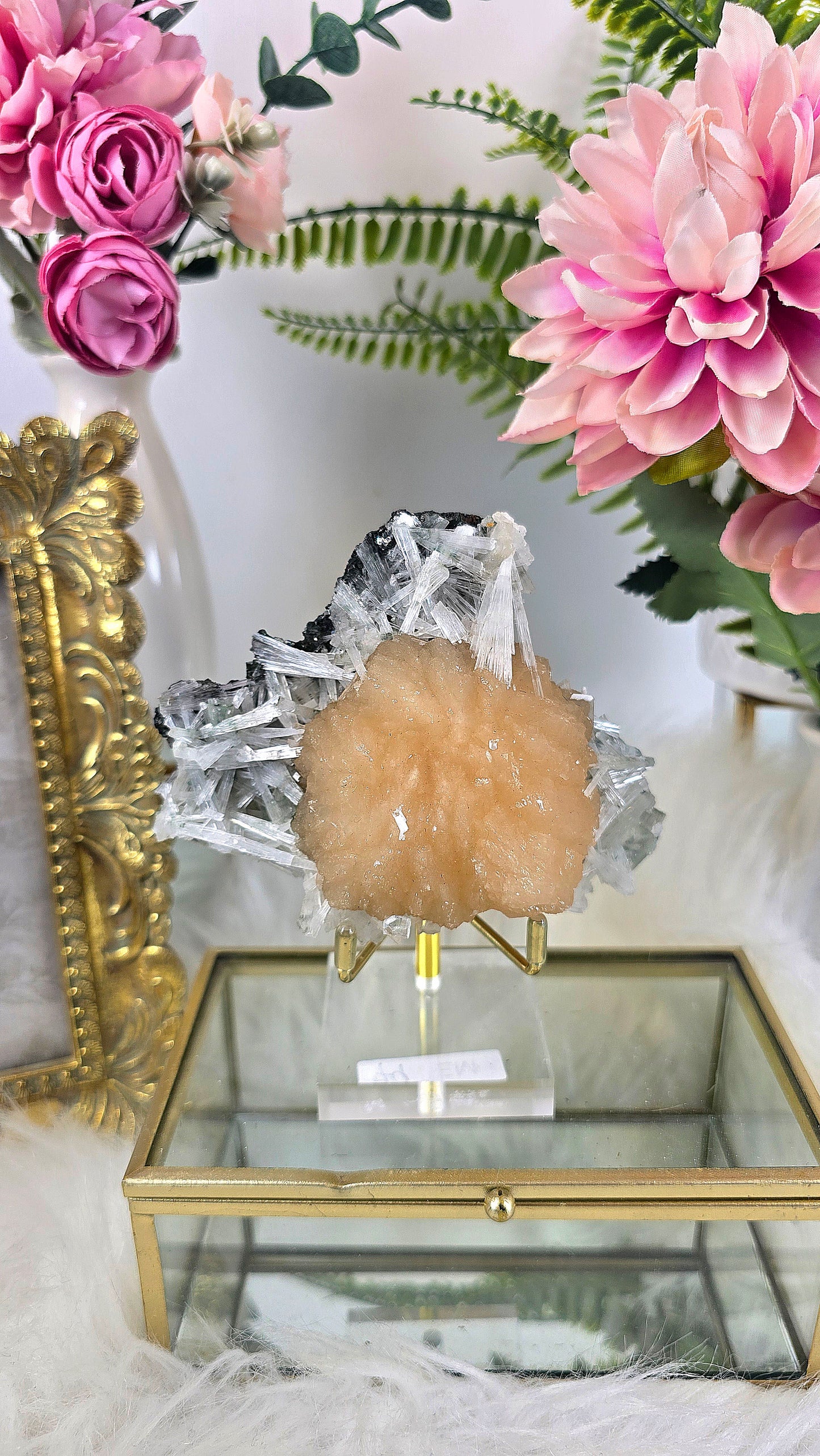 Scolecite with Stilbite and Apophyllite 06