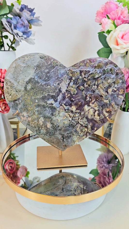 Sugar Druzy Zeolite Heart on stand H07