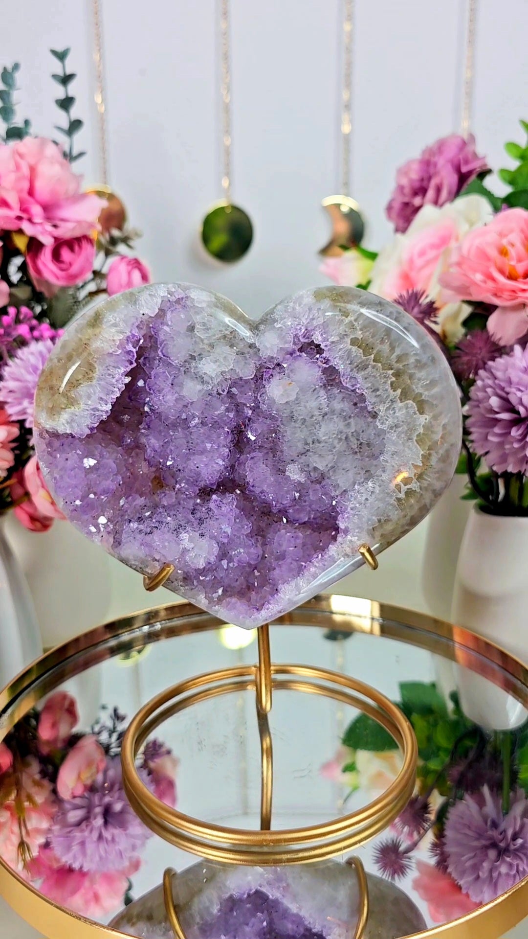 Green Quartz / Amethyst Heart on stand H10