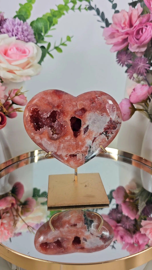 Pink Amethyst Heart on stand H13