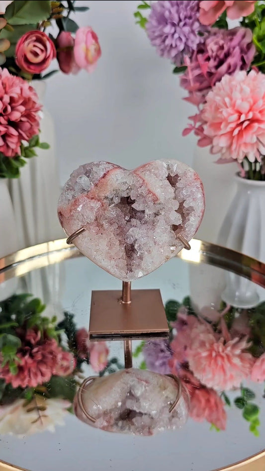 Pink Amethyst Heart on stand H60