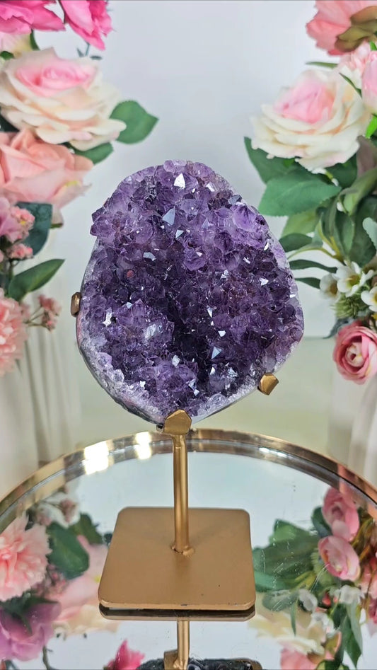 Juicy Amethyst on Stand