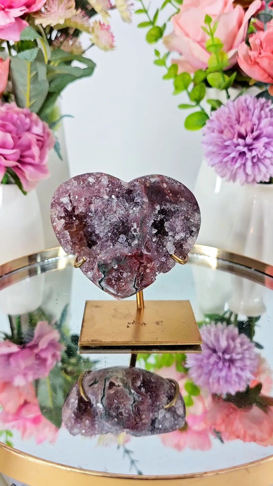 Pink Amethyst Heart on stand H100