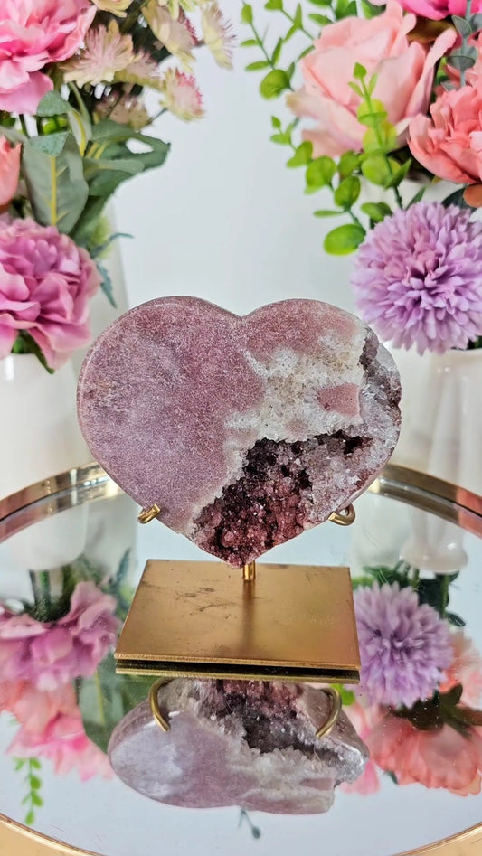 Pink Amethyst Heart on stand H105