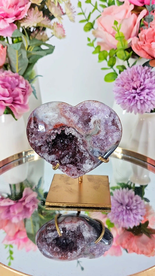 Pink Amethyst Heart on stand H106