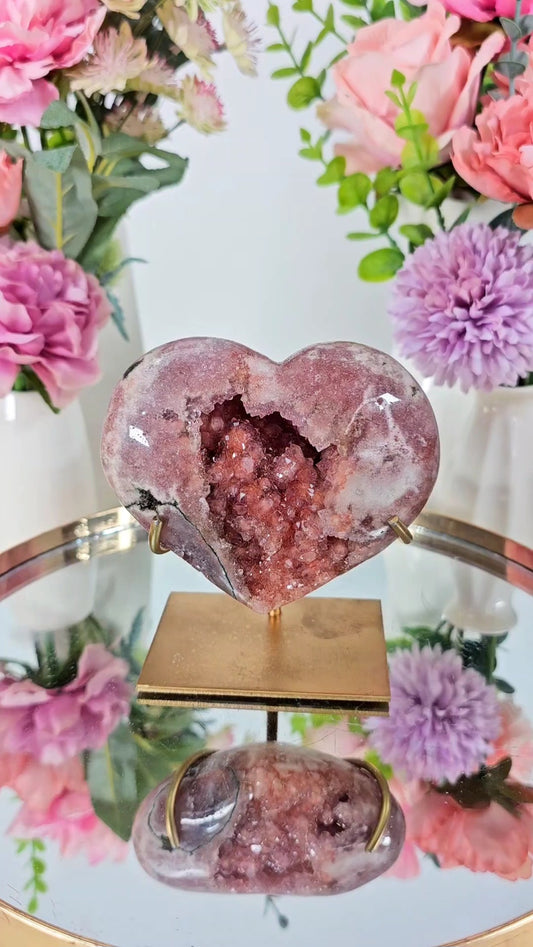 Pink Amethyst Heart on stand H108