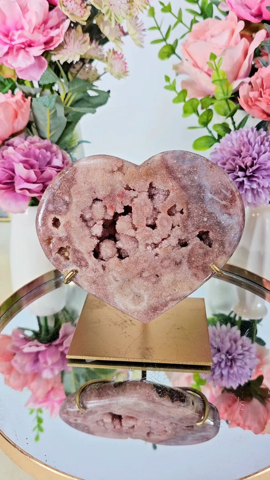 Pink Amethyst Heart on stand H111