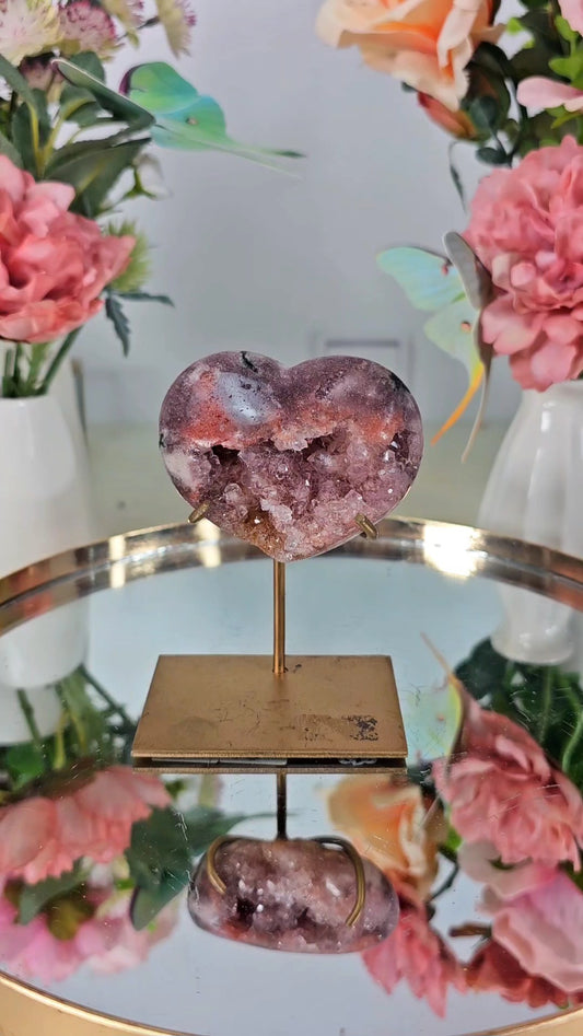 Pink Amethyst Heart on stand H115