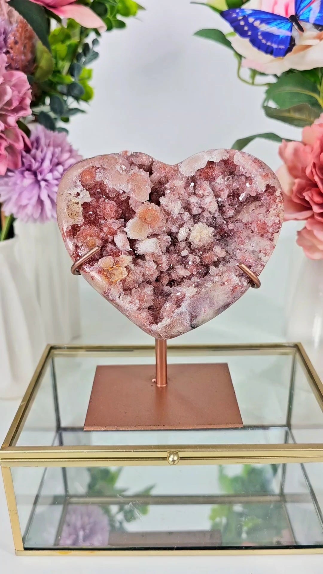 Pink Amethyst Heart on stand H123