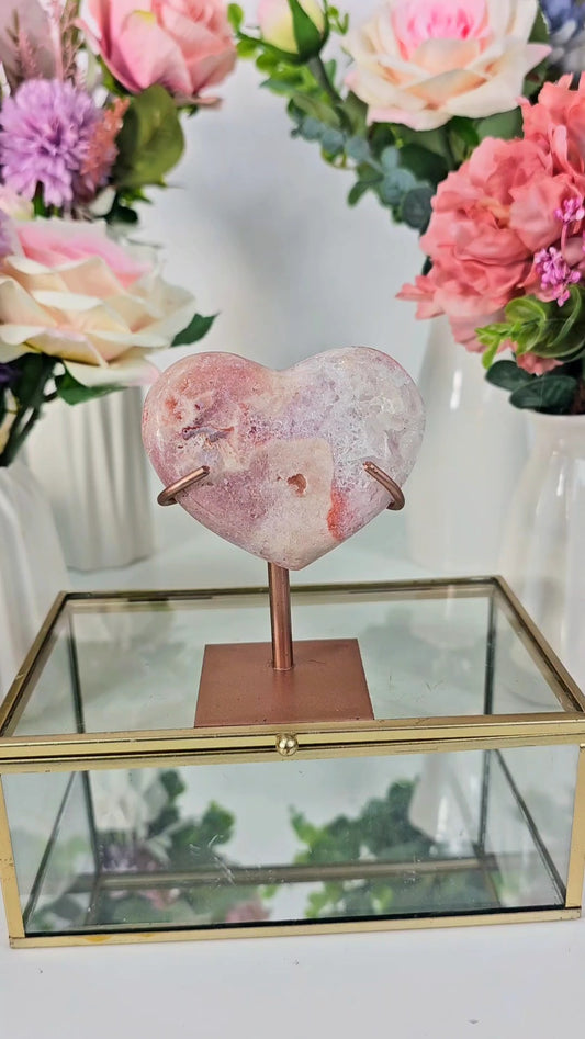 Pink Amethyst Heart on stand H130