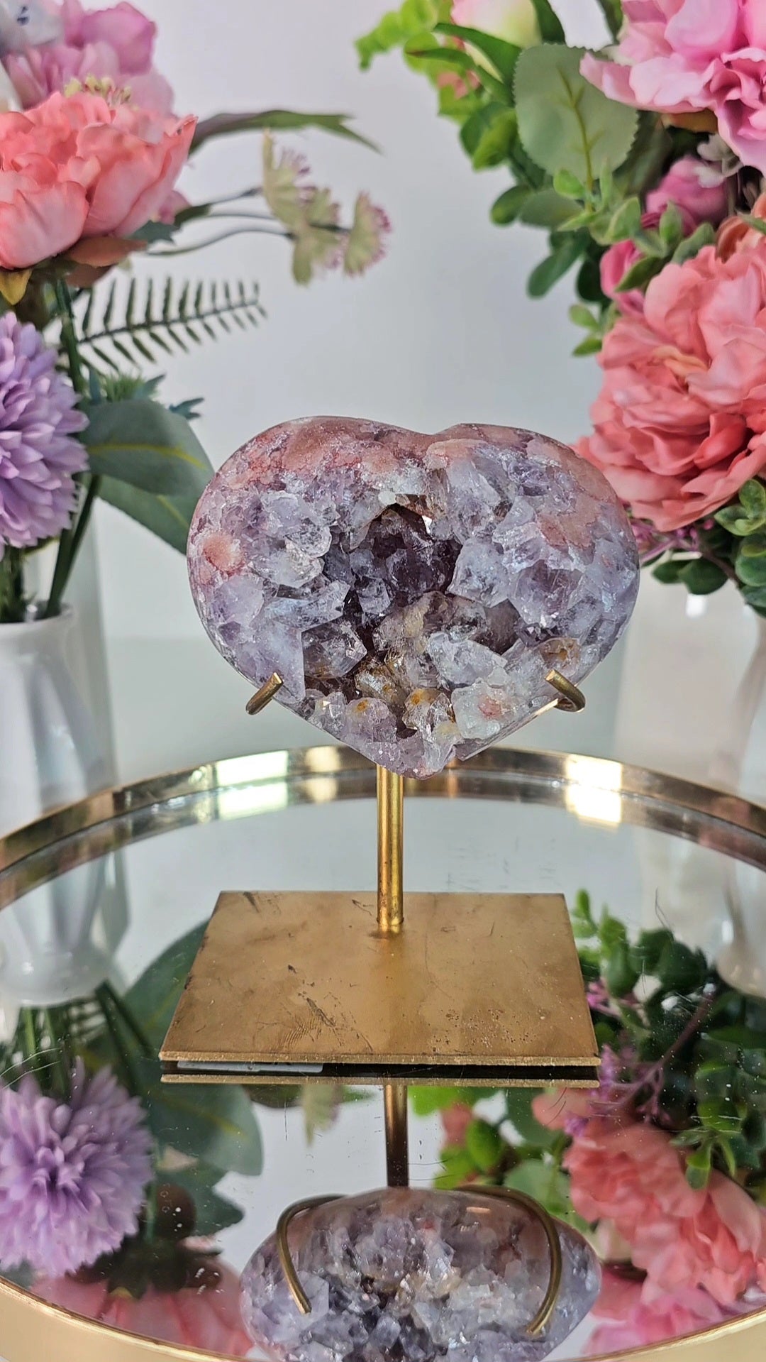 Pink Amethyst Heart on stand H143