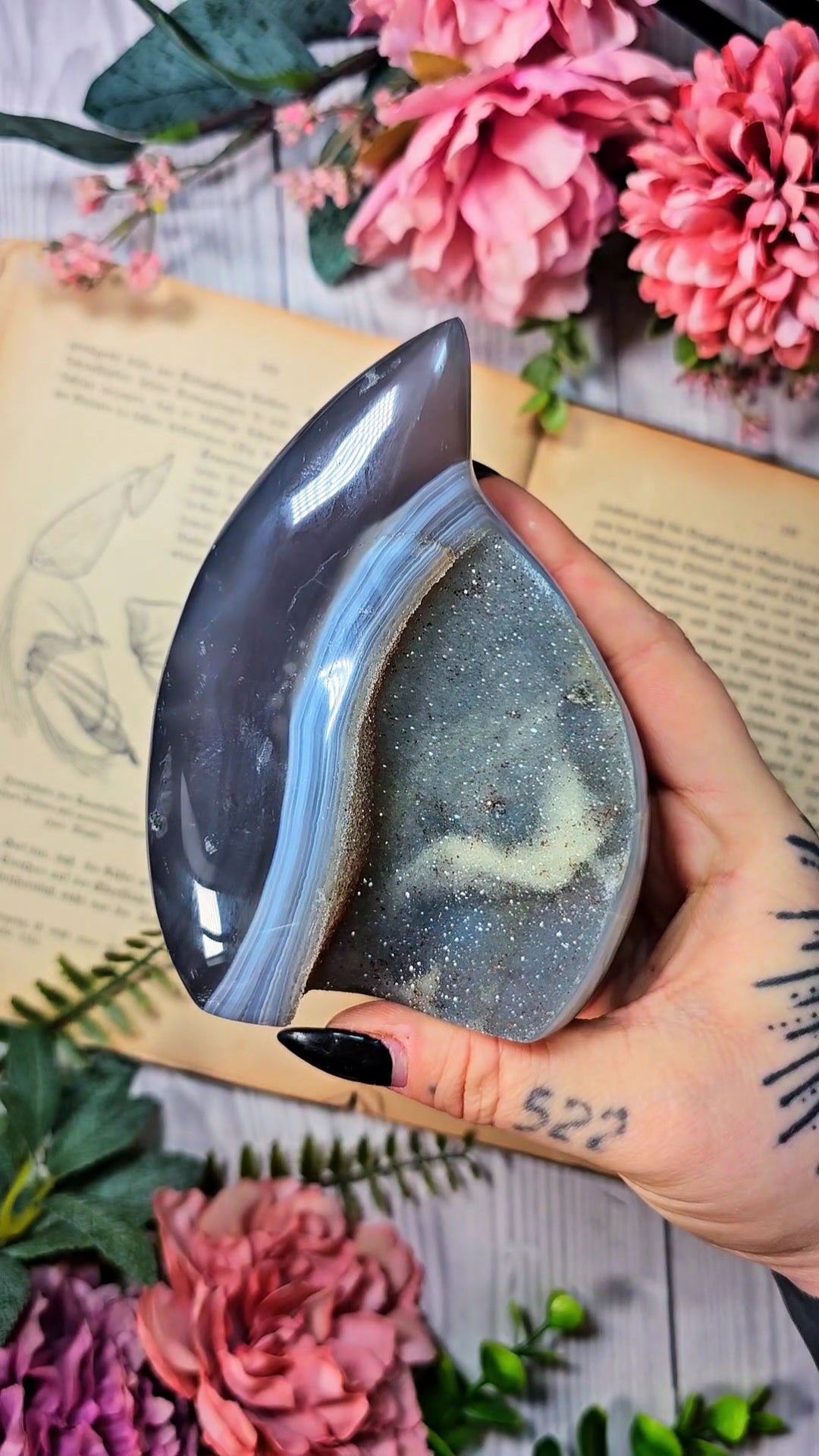 Druzy Agate Flame F03