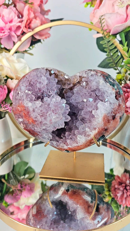 Pink Amethyst Heart on stand H179