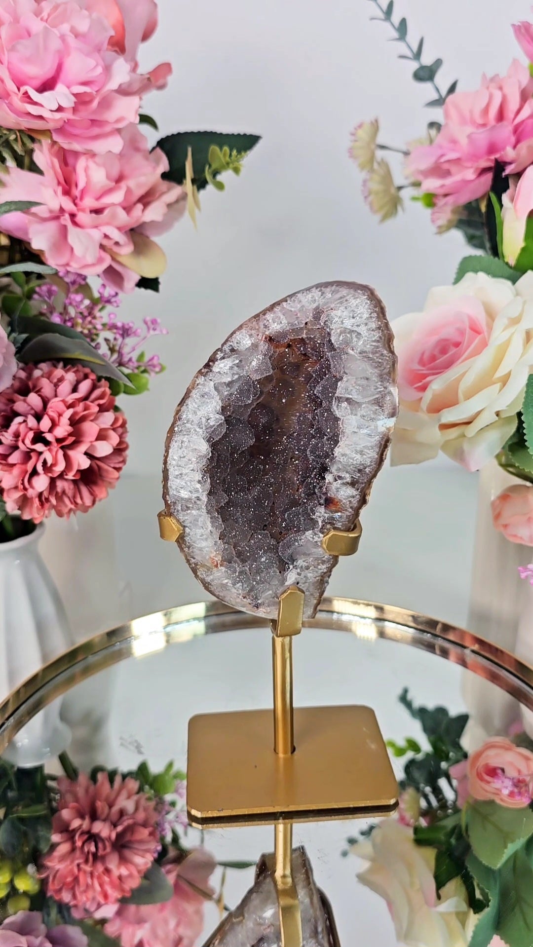 Sugary Quartz Geode on Stand 07