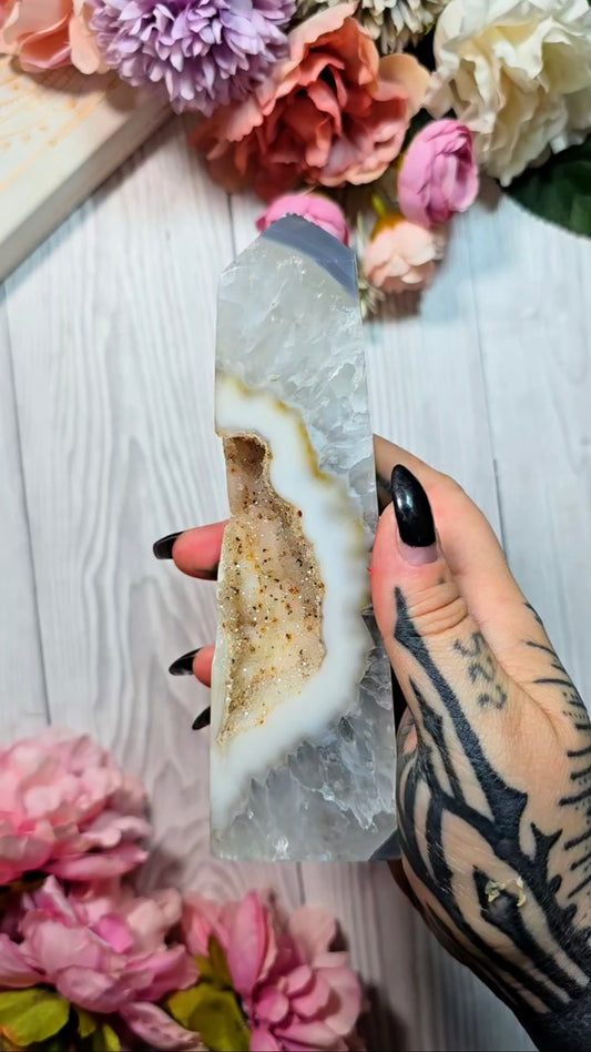 Druzy Agate tower / Obelisk CT566