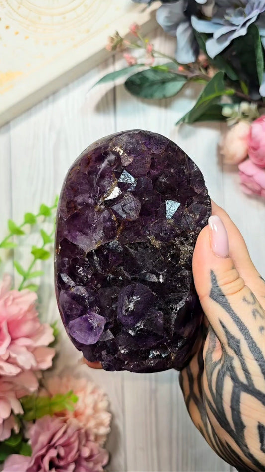 Dark Amethyst Cut Base 56