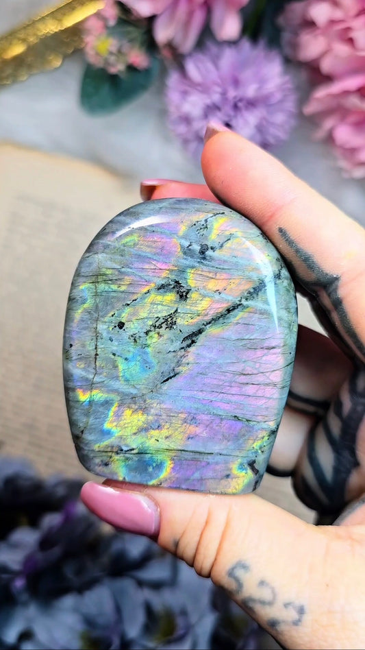 Sunset Labradorite L07