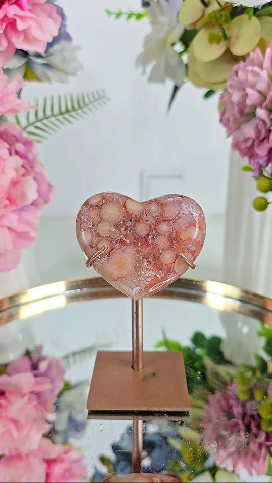 Pink Amethyst Heart on stand H09