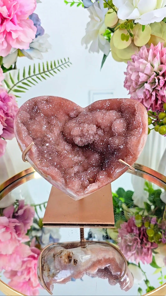 Pink Amethyst Heart on stand H22