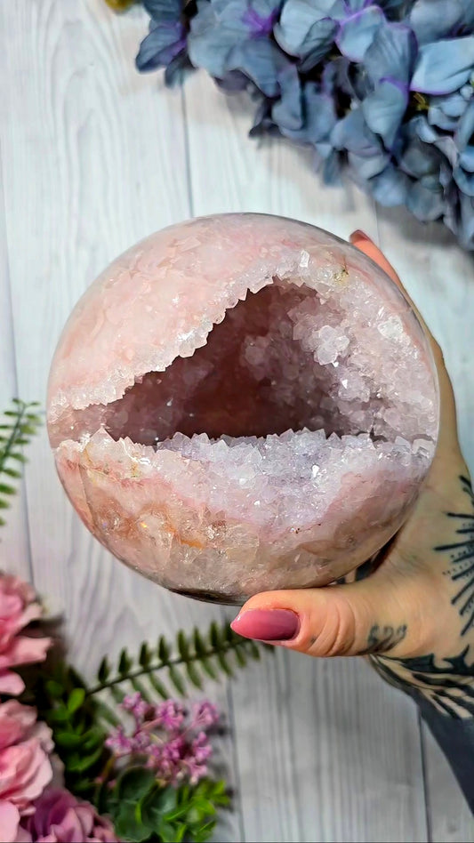 Light Pink Quartz Sphere CS258