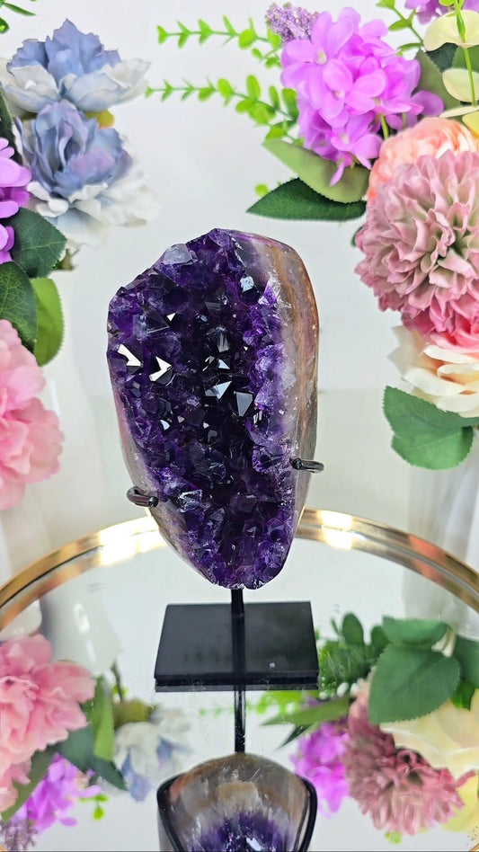 Dark Amethyst on Stand 35
