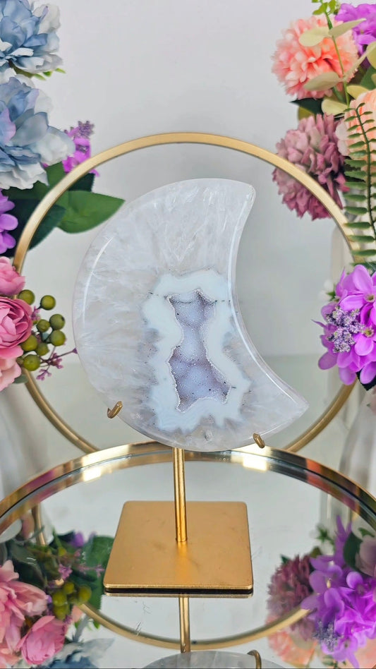 Druzy Agate Moon on stand CM300