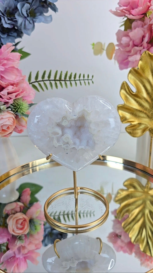 Druzy Agate Heart on stand H41