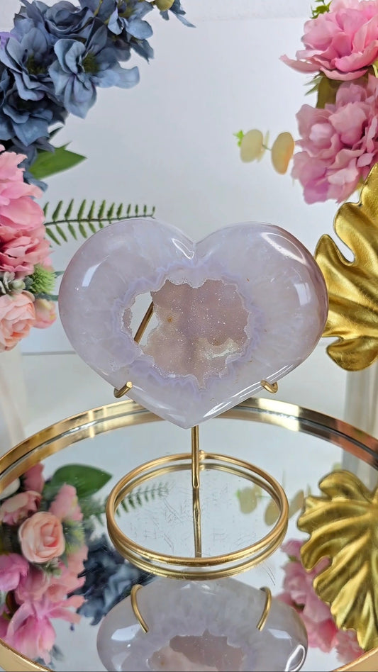 Druzy Agate Heart on stand H44