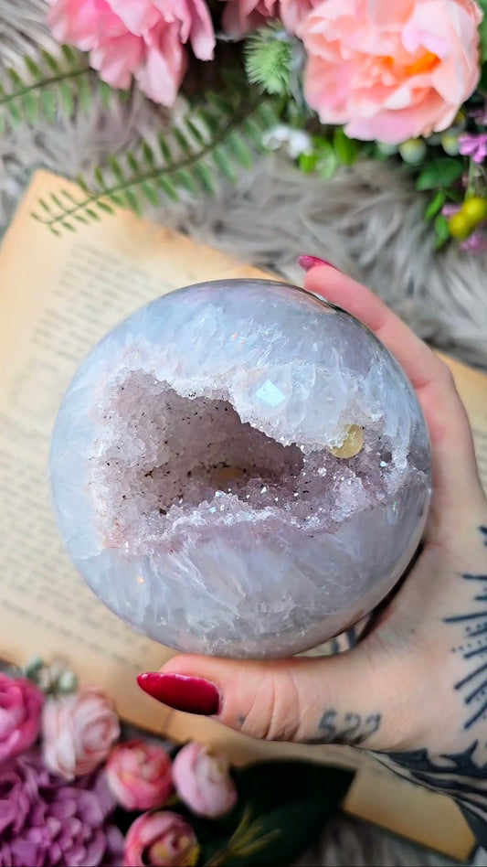 Druzy Quartz Sphere CS262