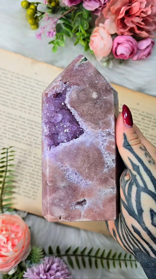 Pink Amethyst tower CT701