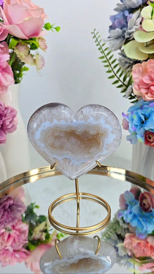 Druzy Agate Heart on stand H51