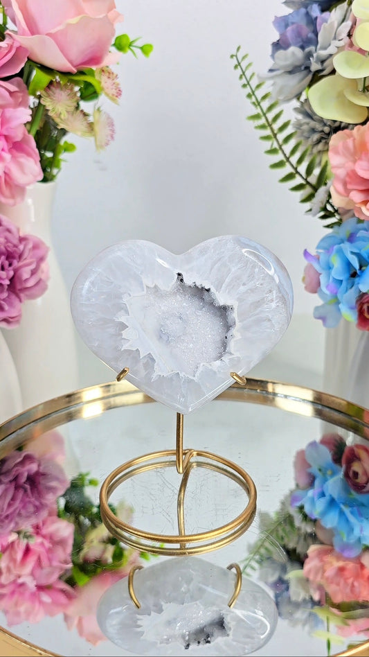 Druzy Agate Heart on stand H49