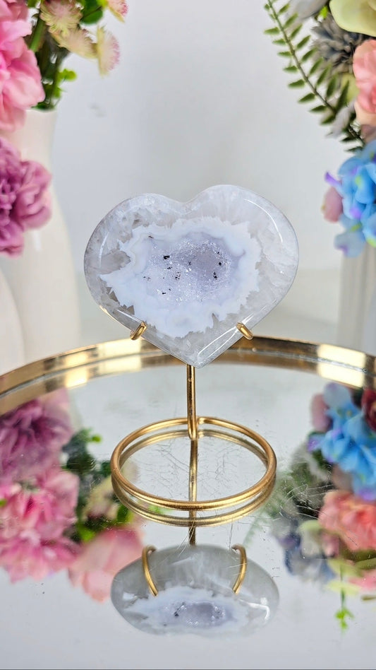 Druzy Agate Heart on stand H46