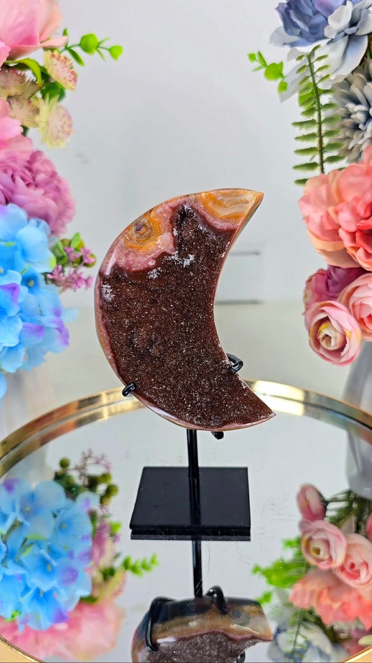 Druzy Red Jasper Moon on stand CM311