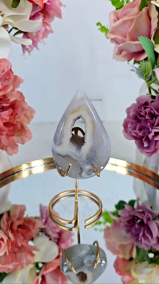 Druzy Agate Drop on stand D03