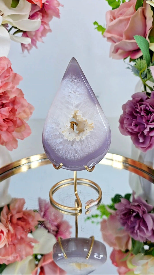 Druzy Agate Drop on stand D09