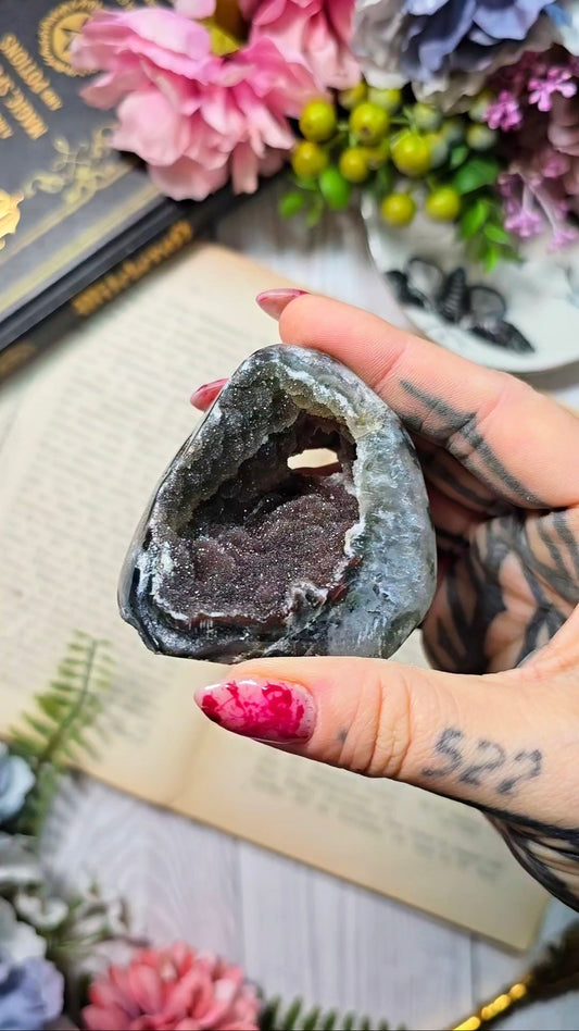 Rainbow Amethyst Cut Base 92