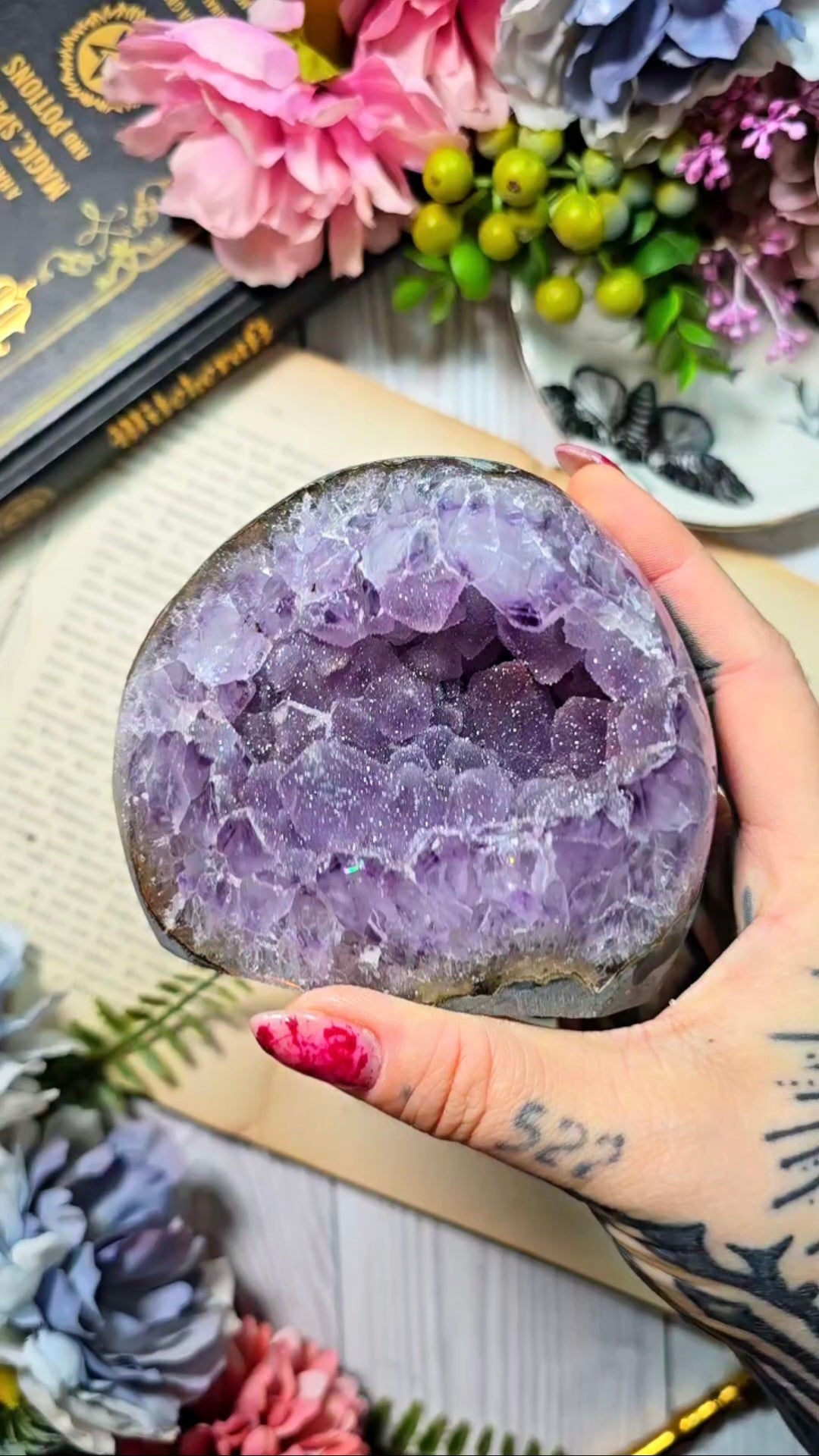 Rainbow Amethyst Cut Base 100