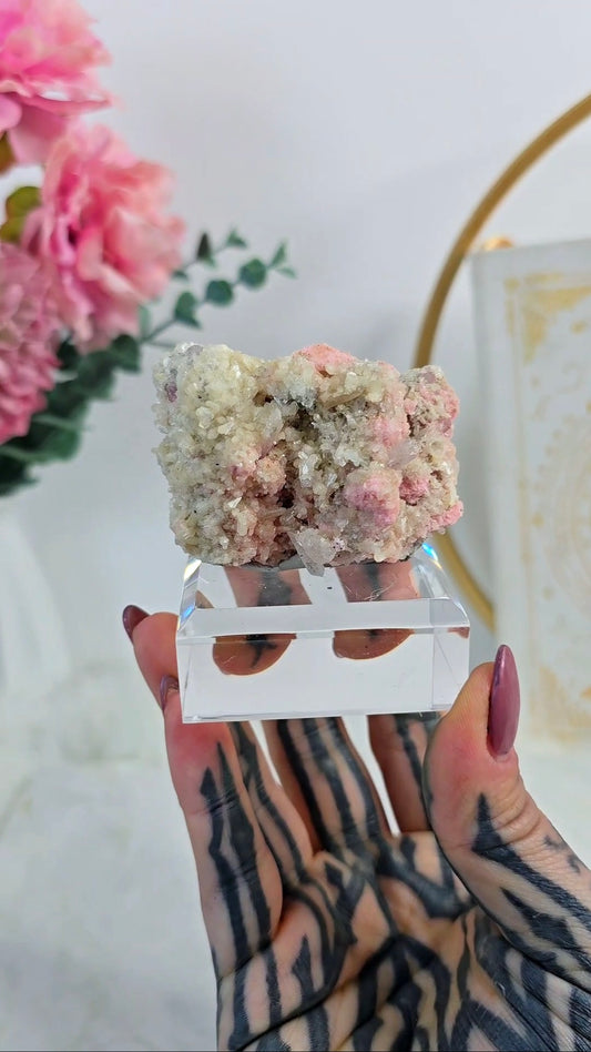 Rhodochrosite on Quartz